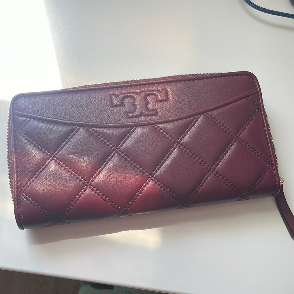 Tory Burch Savannah Zip continental wallet maroon